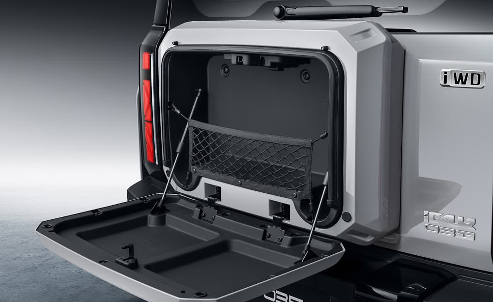 Grab-and-go compartment