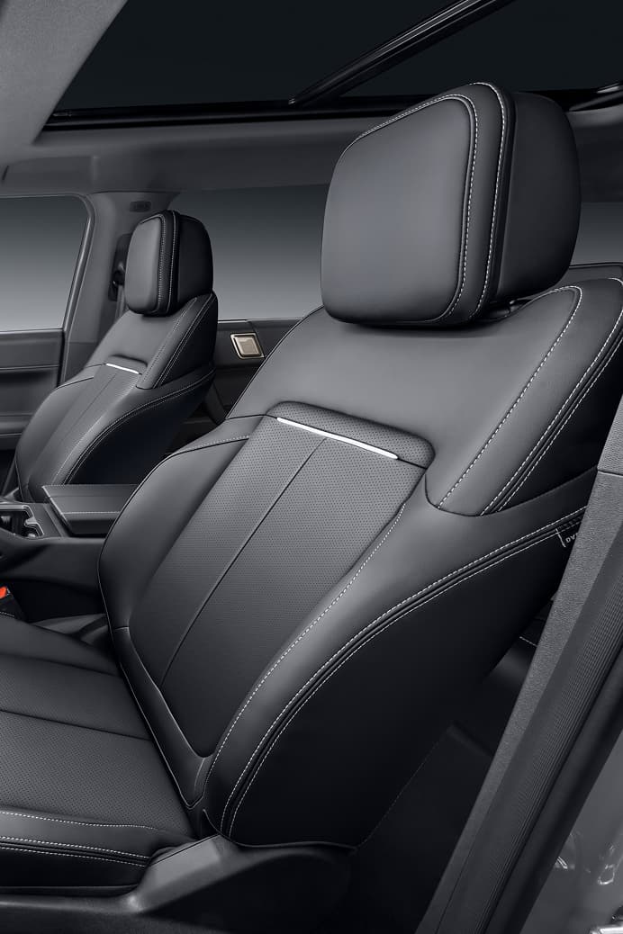 03T seating detail