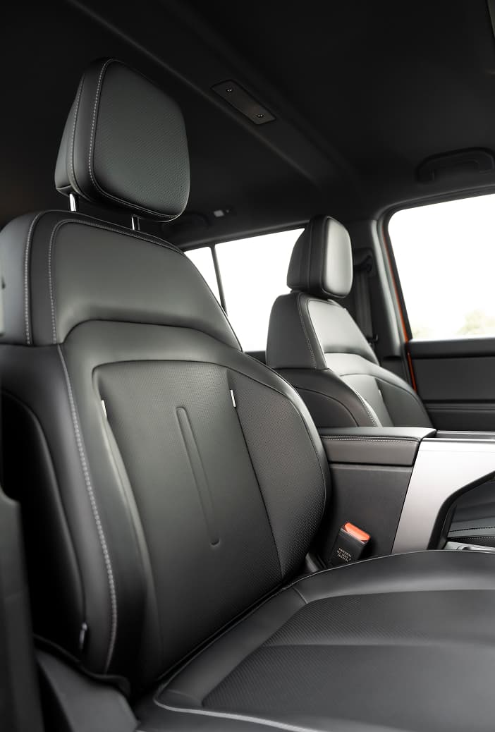 V23 interior feature